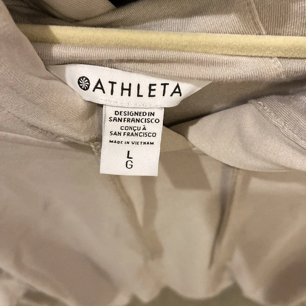 Athleta Seasoft Bubble Hem Hoodie - Picture 6 of 7